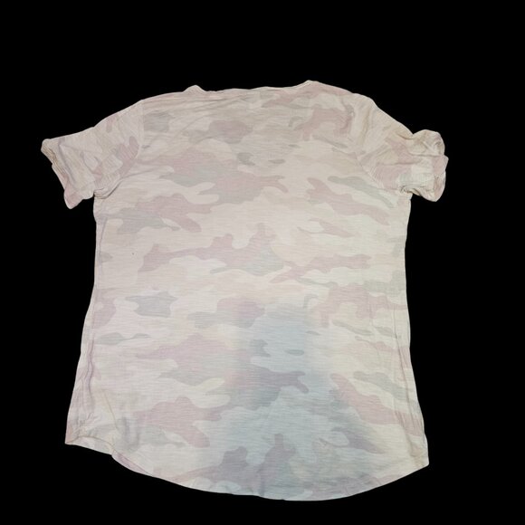 Old Navy Pink & Gray Camo V-Neck Tee – Size Medium – Soft Casual Top - Picture 4 of 5